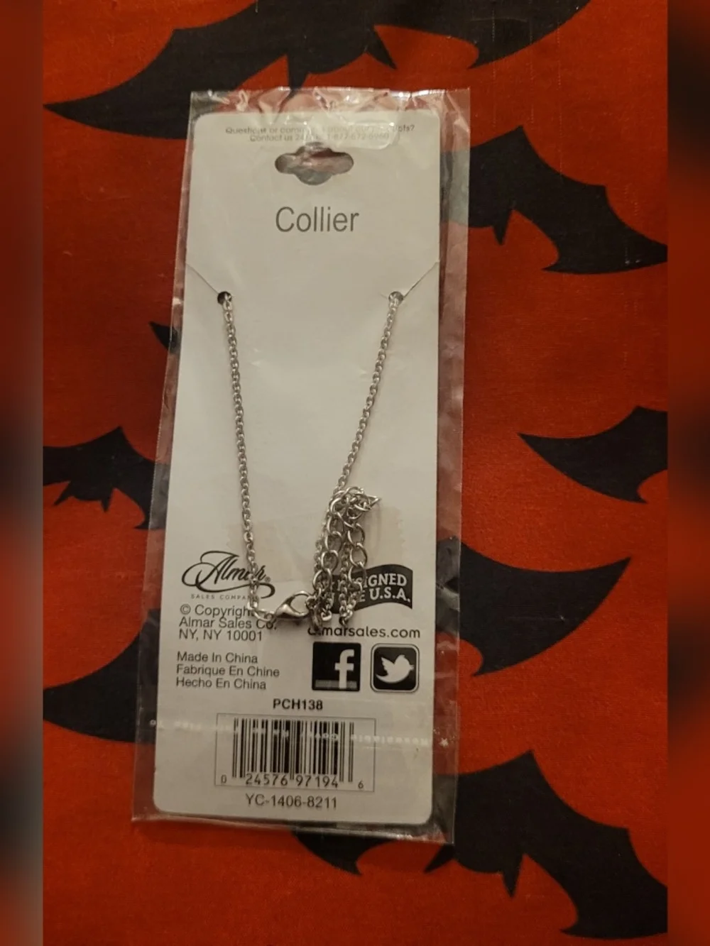 Halloween Kids Pumpkin Necklace - Orange Jack-O'-Lantern